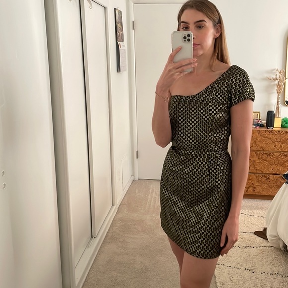 Like new one shoulder French connection dress - Picture 3 of 5